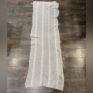 Athleta Gray Knit Scarf/Wrap
